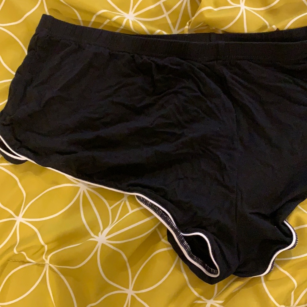 Black pj/lounge shorts
